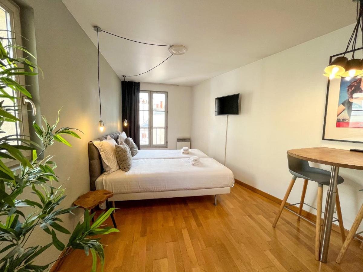 Charmant Studio Dans Un Immeuble Paris 5 Apartment Exterior photo